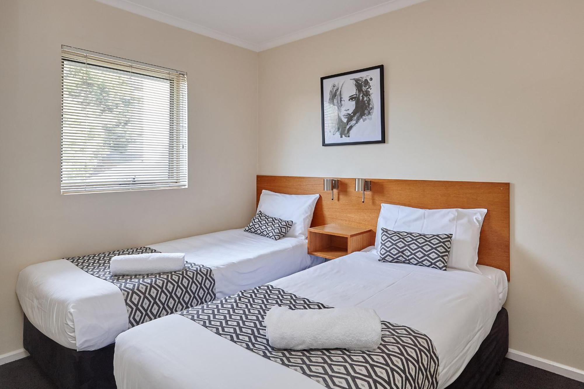 Elphin Serviced Apartments Launceston Room photo