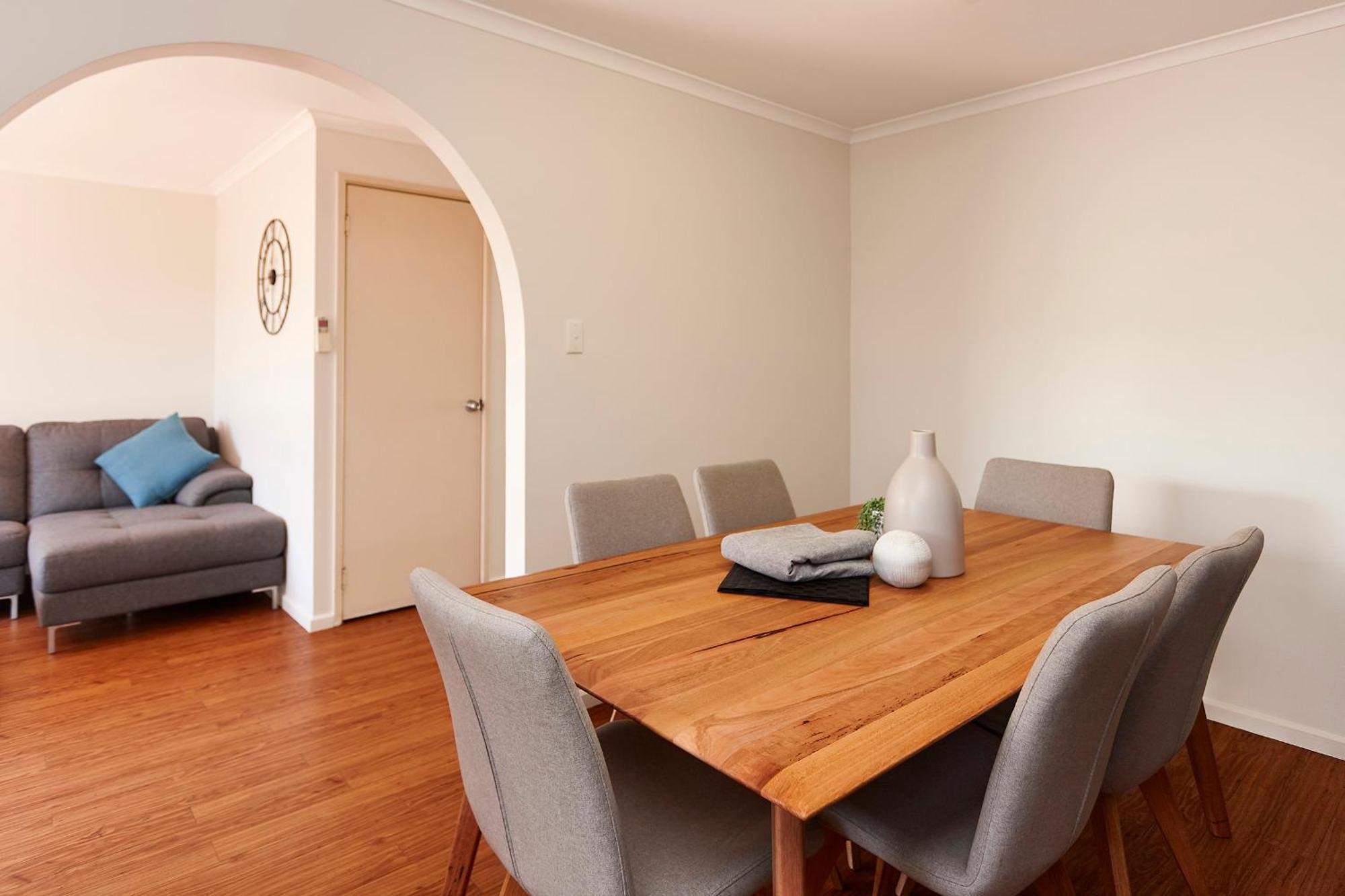 Elphin Serviced Apartments Launceston Room photo