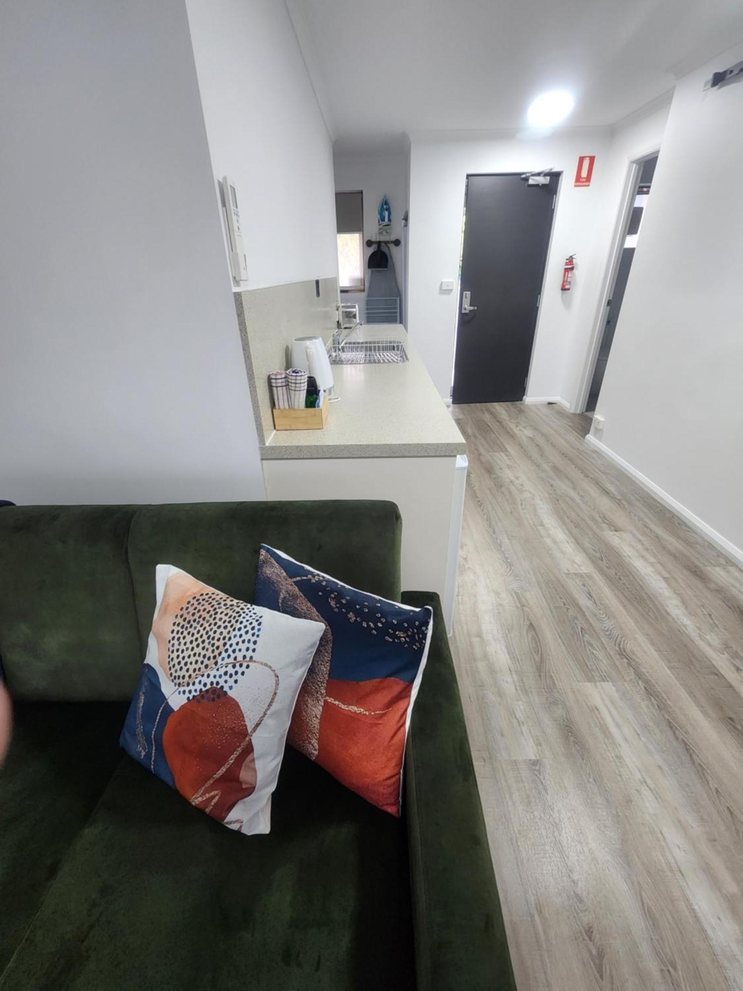 Elphin Serviced Apartments Launceston Room photo