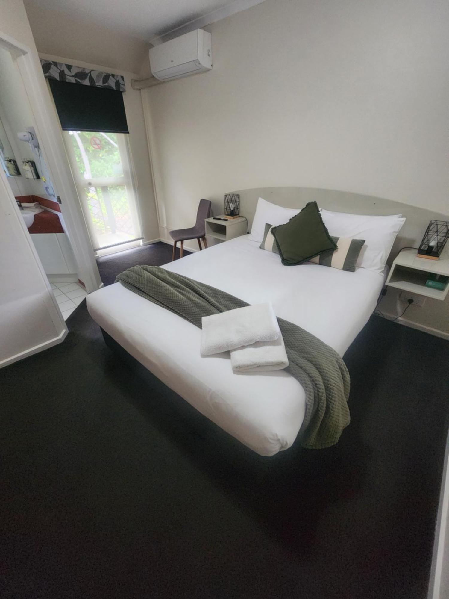 Elphin Serviced Apartments Launceston Room photo
