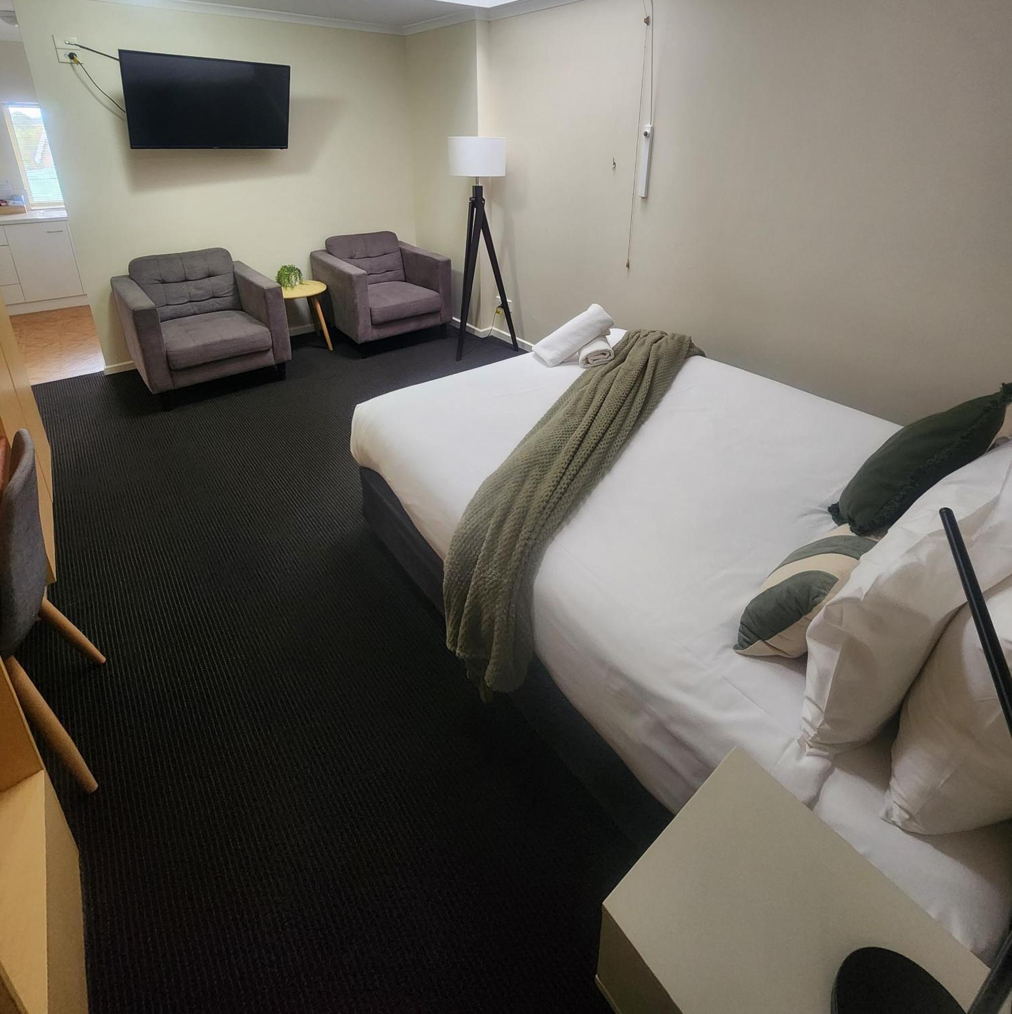 Elphin Serviced Apartments Launceston Room photo